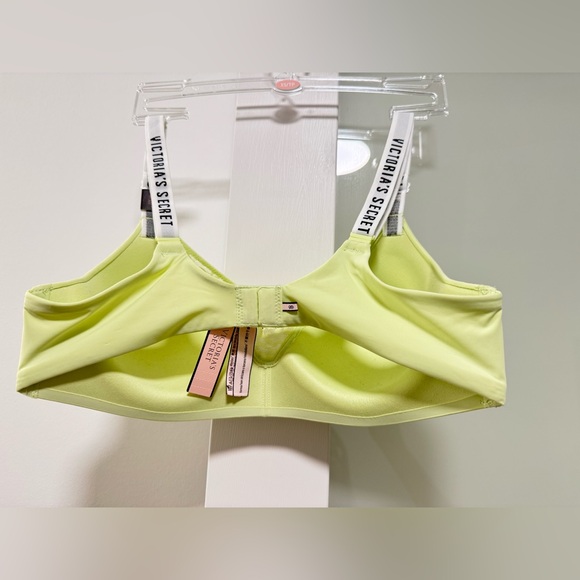 Victoria’s Secret The T-shirt Lightly Lined Wireless Lace Bra - Picture 3 of 3